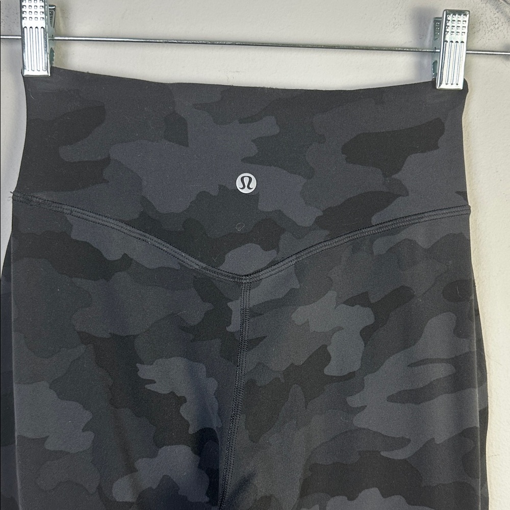 Lululemon Align Joggers 28” in Heritage 365 Camo Deep Coal Size 2 Pockets Casual - Picture 13 of 16